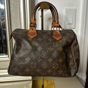Speedy 25 Louis Vuitton bag